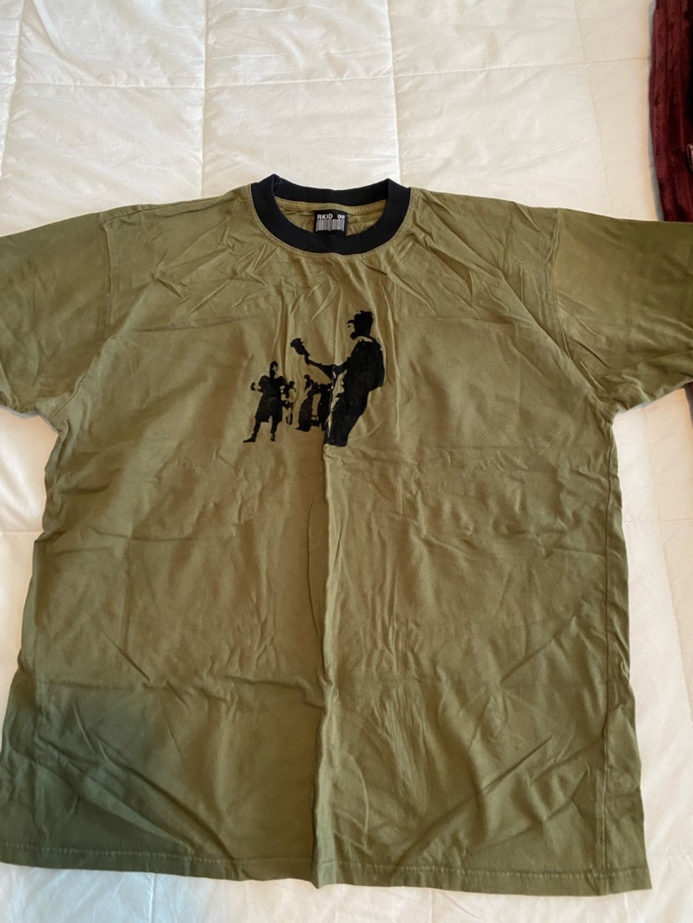 Men's Olive Short Sleeve Graphic Tee with Black Crew Neck